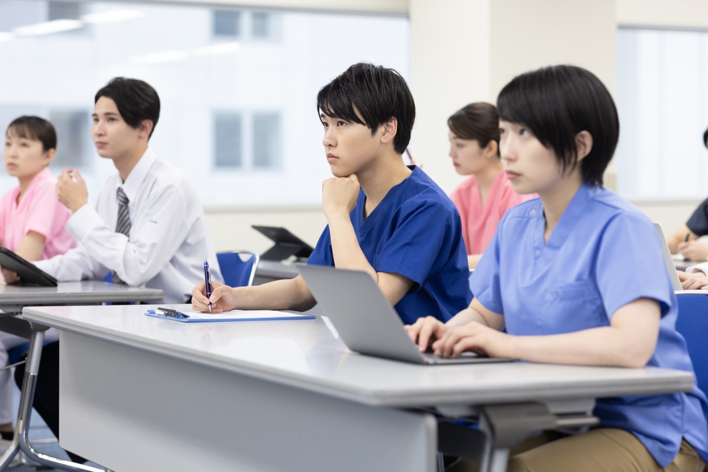 専門学校さま